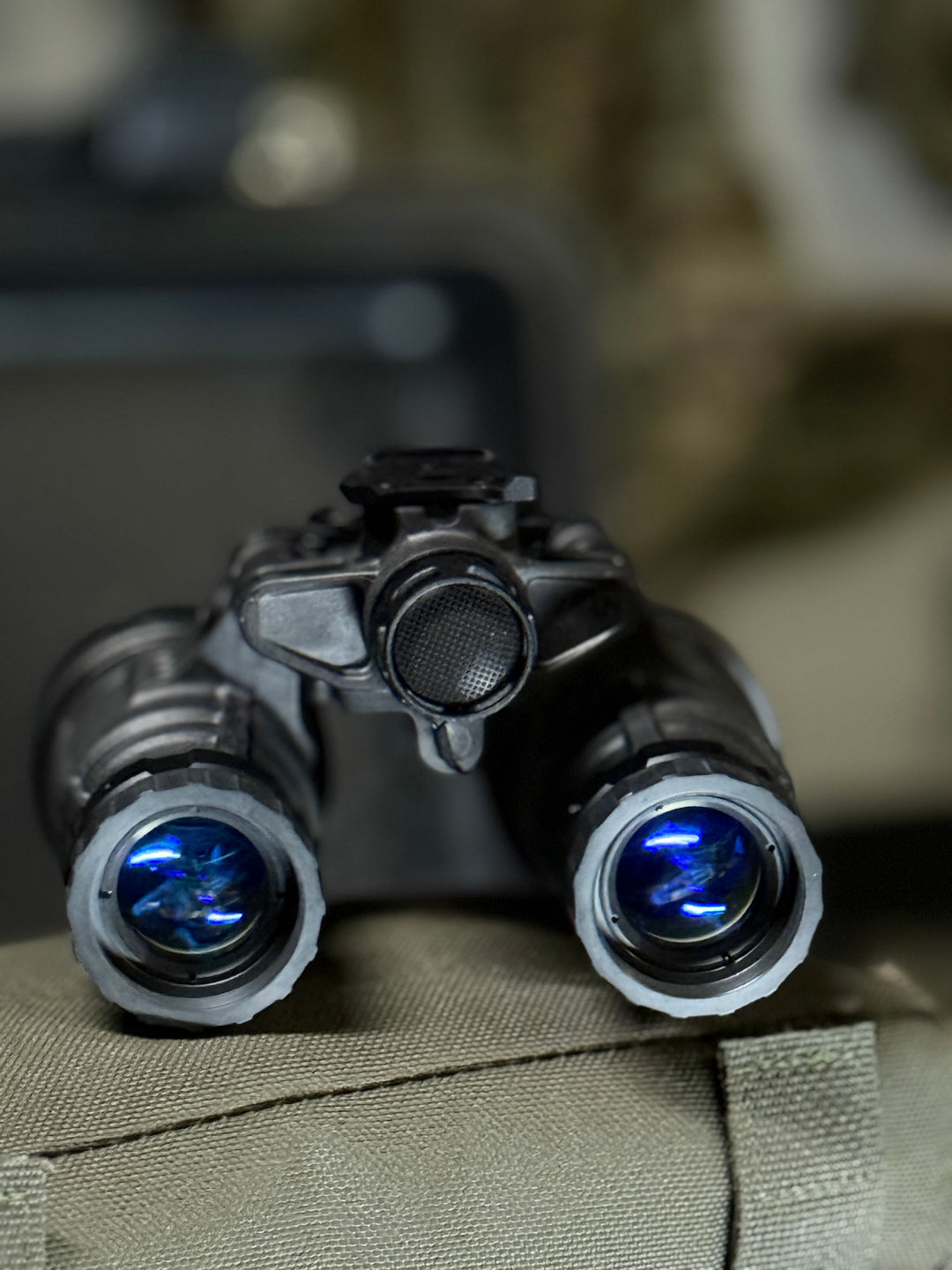 "Ultra Light Molded Katana" | Photonis White Phosphor High Gain