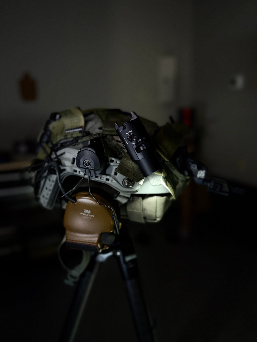 Helmet Illumination Combo - Thyrm Variarc VS + Surefire X300V/Streamlight TLR VIR II + Microbat SIRL