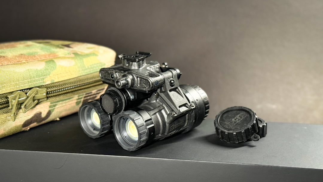 Photonis Vyper PRO Binocular | 4G High Gain White Phosphor